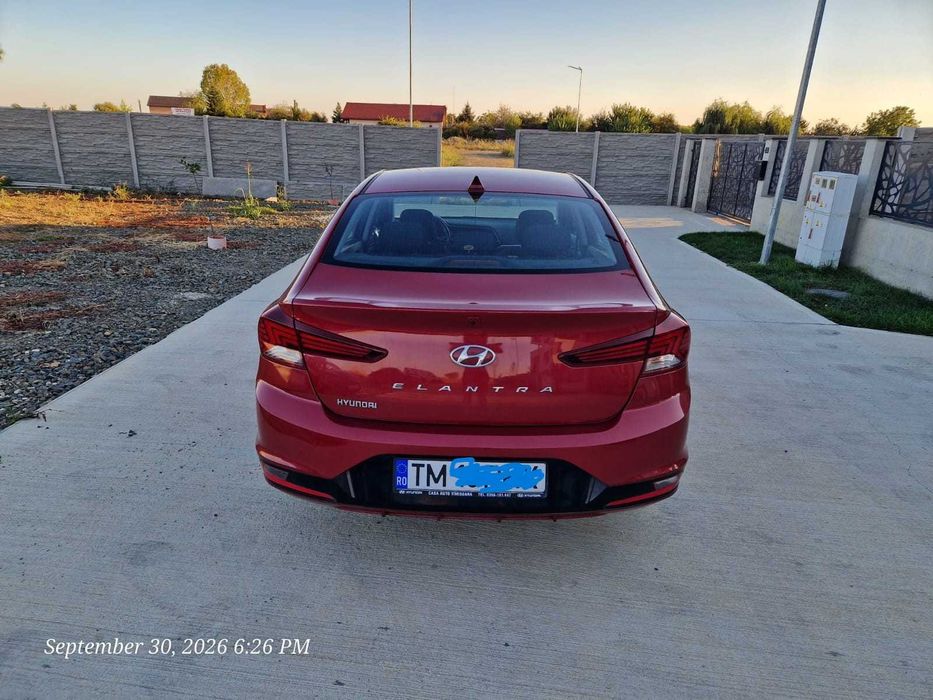 HYUNDAI Elantra 2019 — imagine 2
