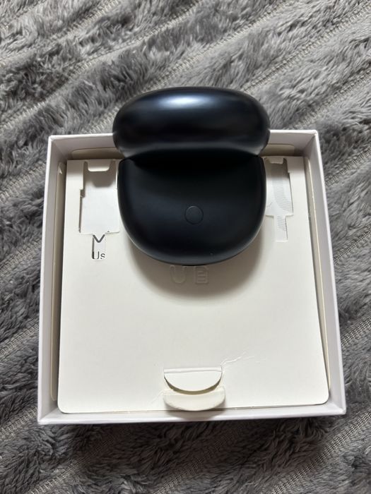 Продам наушники Vivo Air