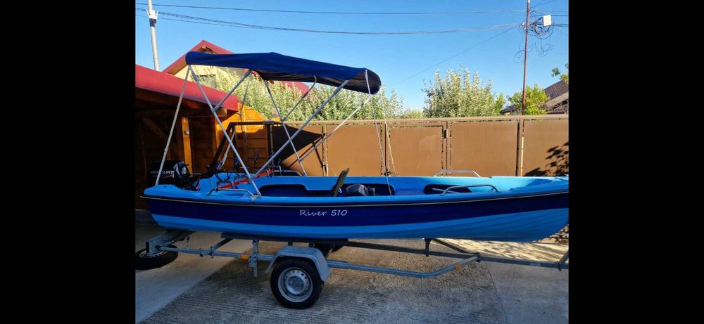 Vând barcă River 510, motor și peridoc
