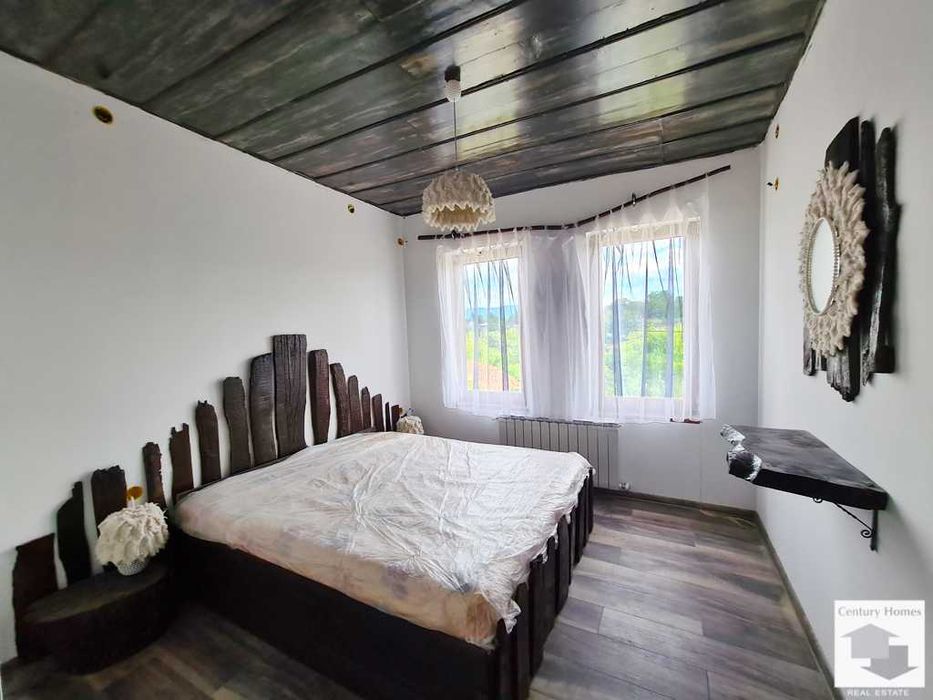 116196 Частично реновирана къща в с.Церова Кория, 15 км. от В. Търново