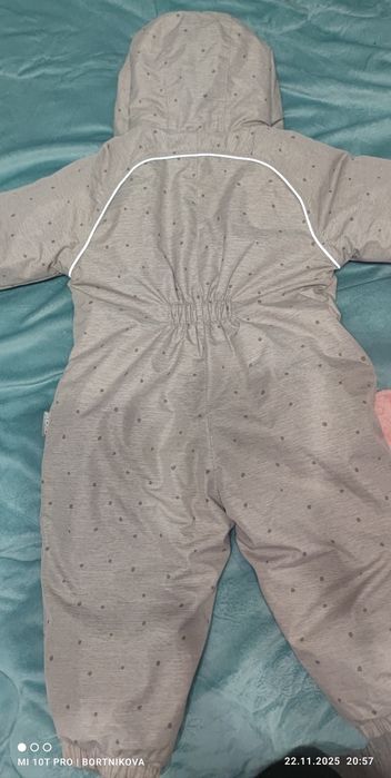 Продам детский комбинезон крокид