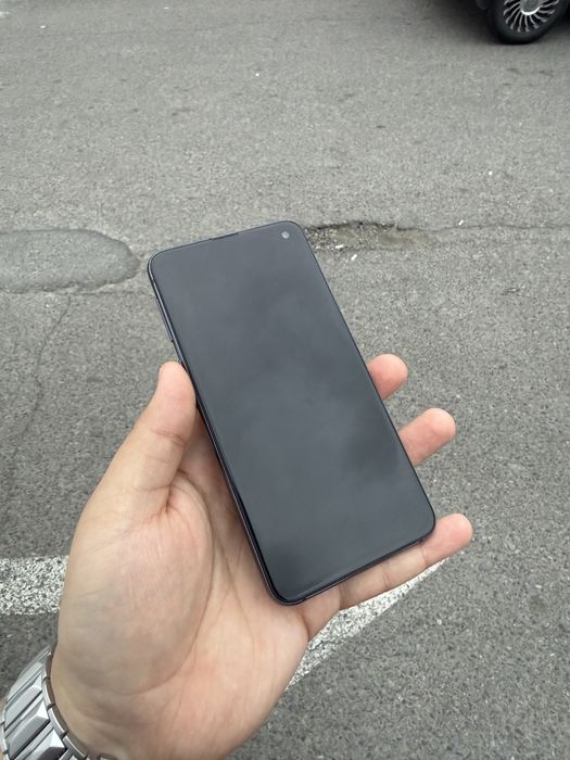 Samsung s10e 128Gb