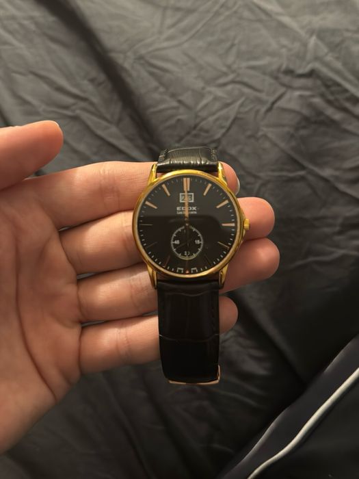 Наурчиные часы EDOX