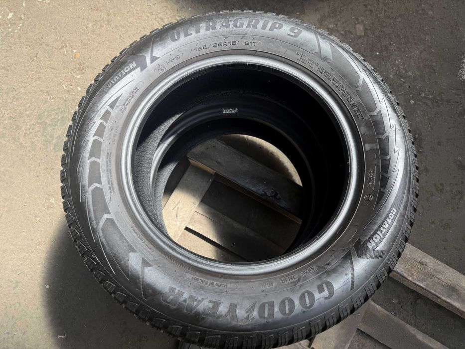 # 2x Anvelope Iarna 195/65 r15 M+S - GoodYear Ultra Grip 9