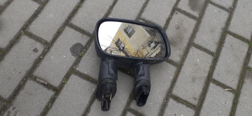 Стоп ляв , Огледала Фиат Добло