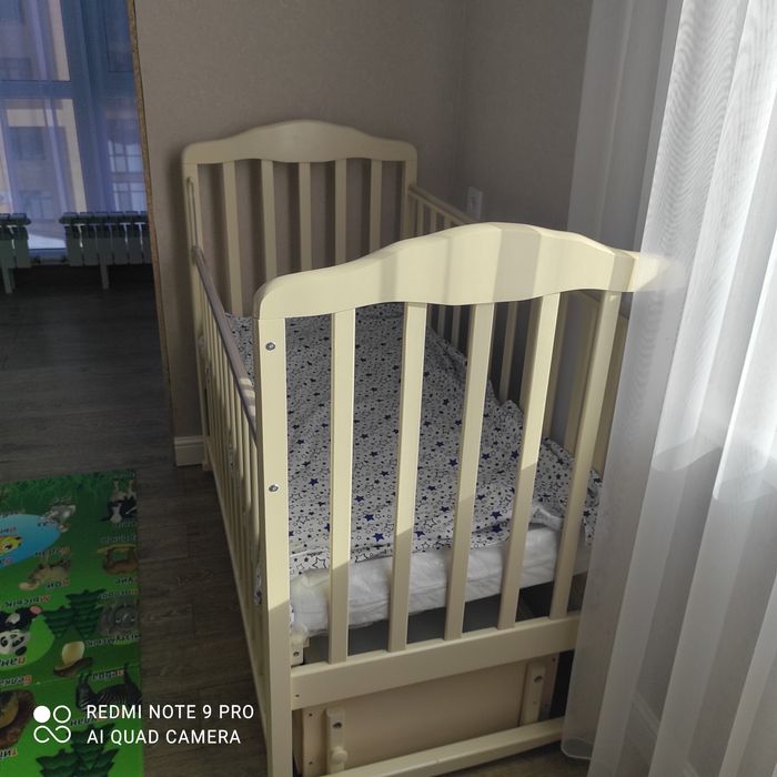 Детская кроватка