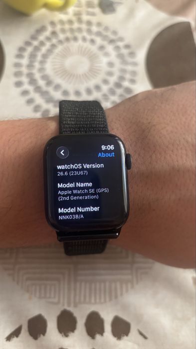 Apple watch SE 44 MM 2 GEN (GPS)