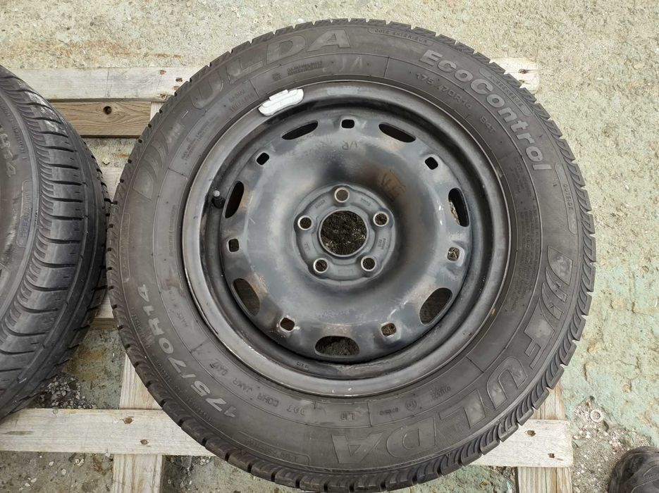 14 джанти 5х100 VolksWagen POLO 5J et35 Fulda 175/70/14 2017г 5-5,5мм