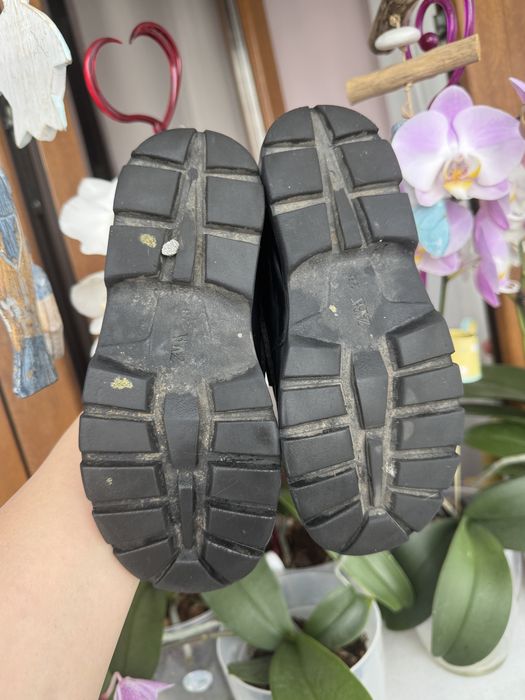 Pantofi negri zara