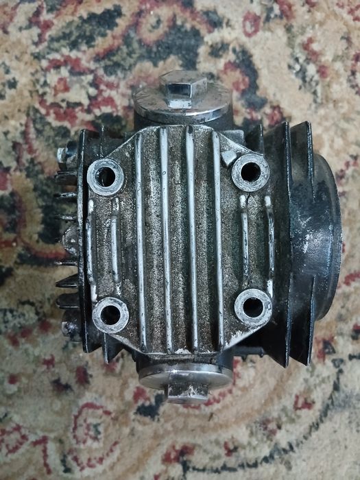 Продам голову на мото