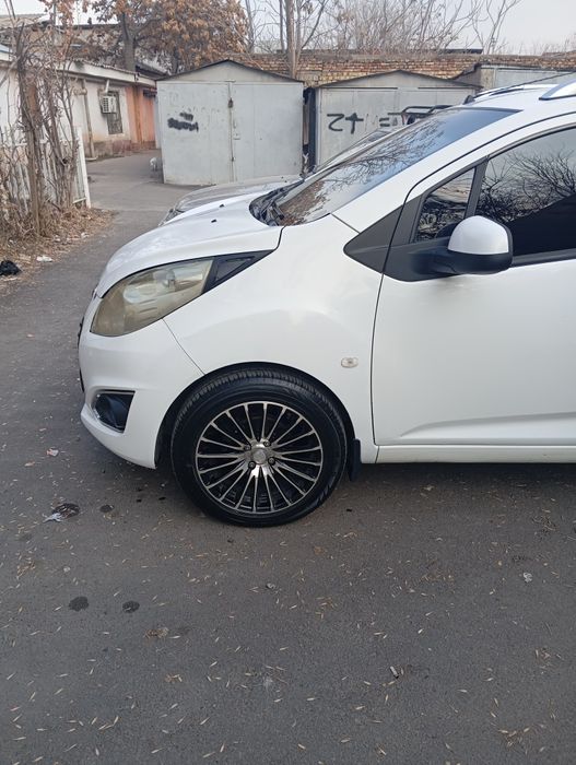 R16 195/55 voseen diska balon sotiladi