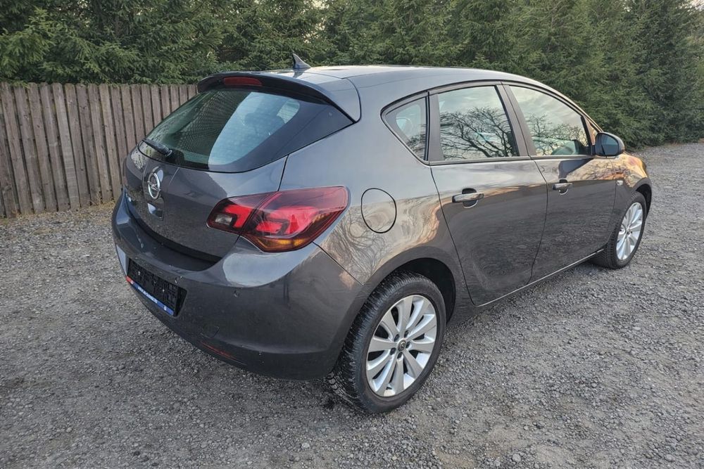 Opel Astra J cutie AUTOMATĂ