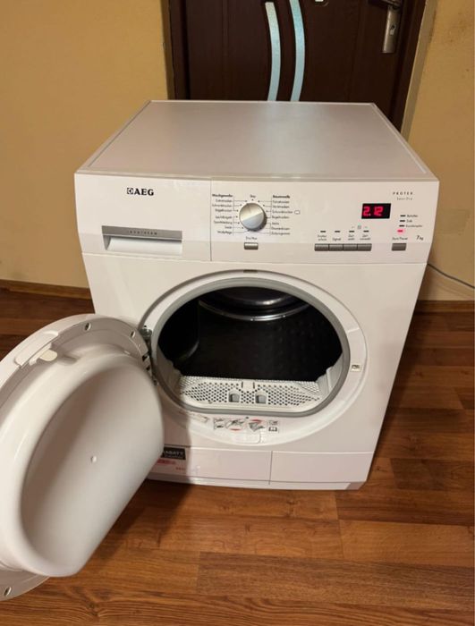 Uscator de rufe Aeg cu pompa de caldura clasa A++