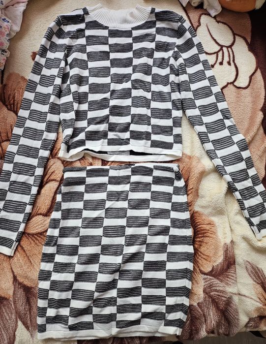 Комплект  черно с бяло