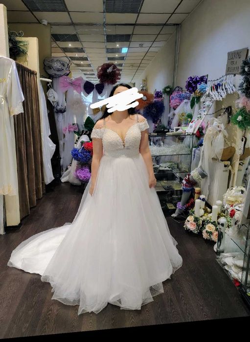 Vând rochie de mireasă