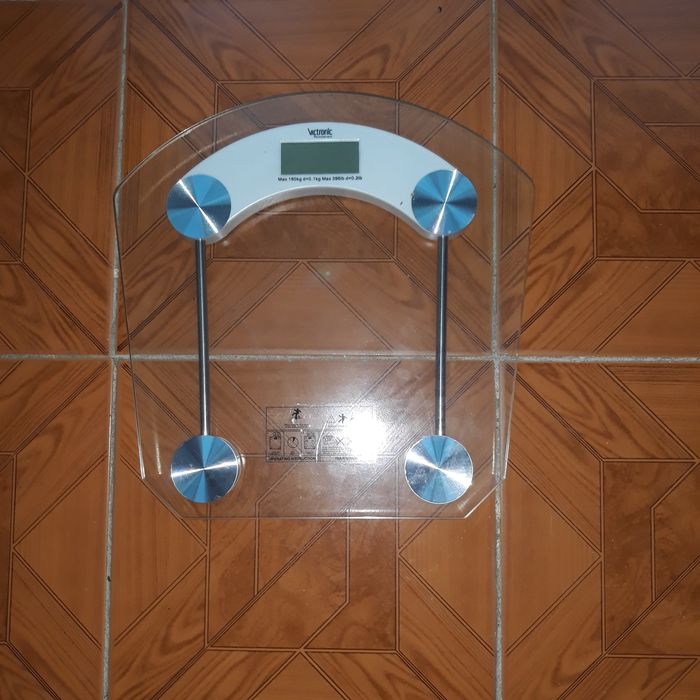 Cântar electronic nou