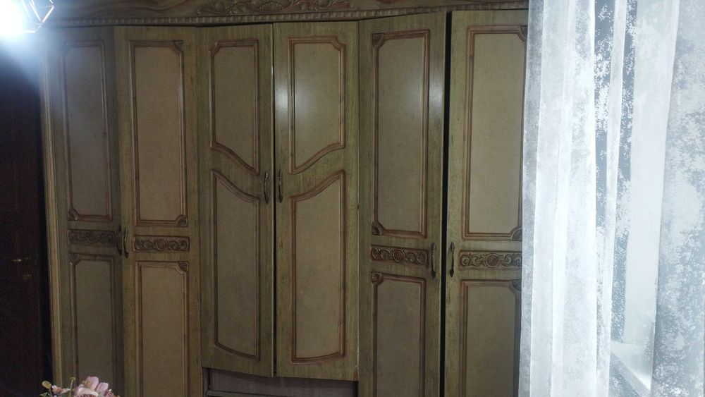Продам шкаф б/у недорого