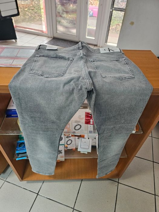 Vind Blugi Calvin Klein Albastri w34-L34