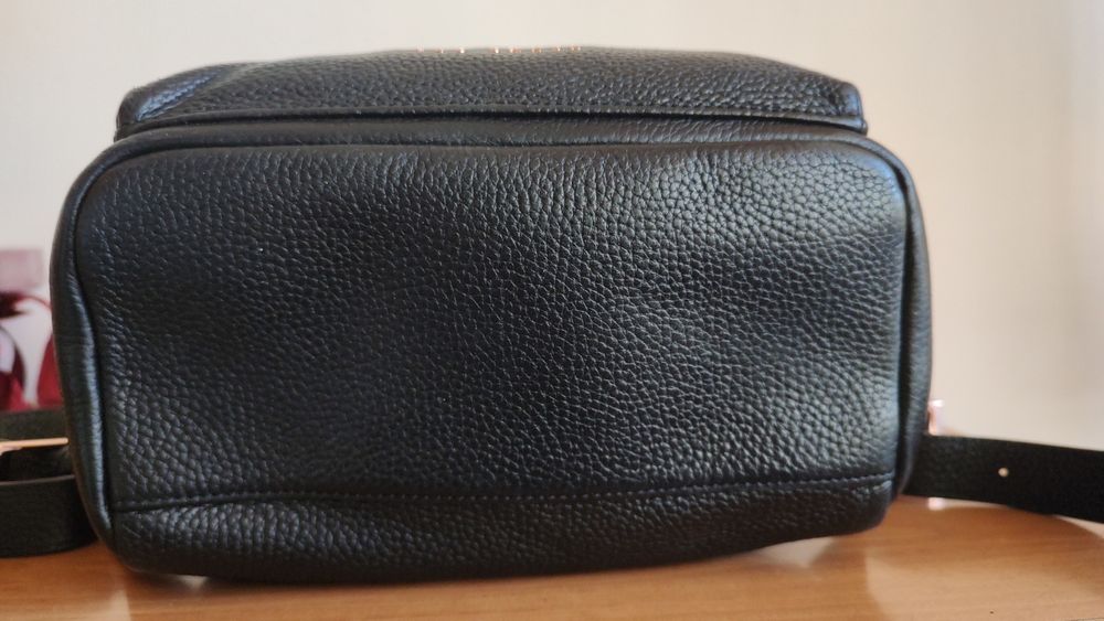 Раница Ted Baker ,Antonio Basile, Pinko,  Tony Bellucci