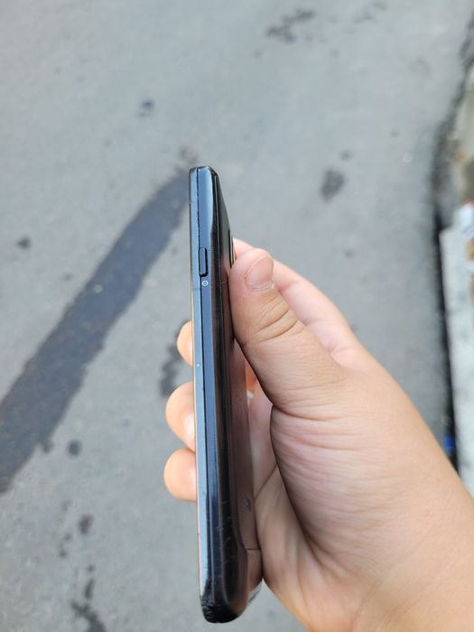 Срочно продаю Samsung Galaxy S2 GT-I9100