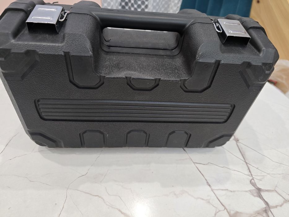 Вибро машинка новая для плитки