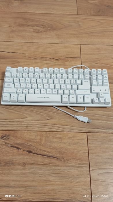 Tastatura gamingxtrust fara Red switch-uri