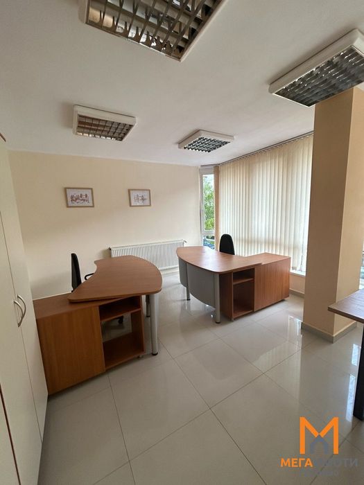 Дава се под наем Офис в Севлиево - 40 кв.м за 255 € - Снимка #2