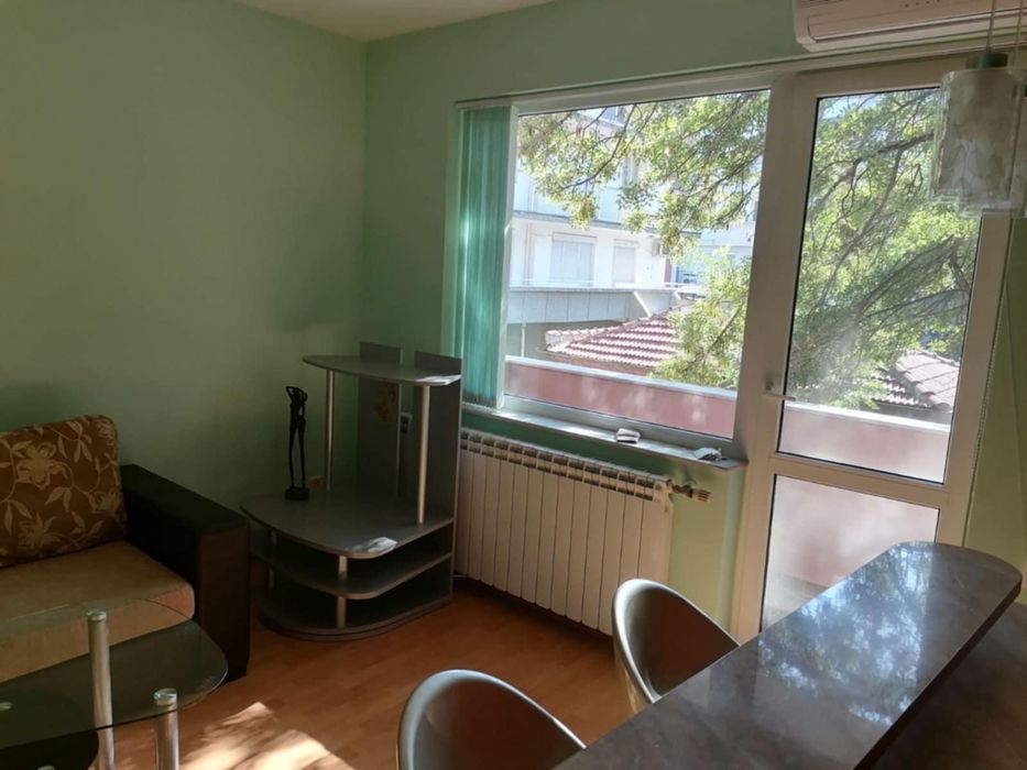 Дава се под наем Двустаен апартамент в Пловдив, Кючук Париж - 41 кв.м за 306 € - Снимка #2