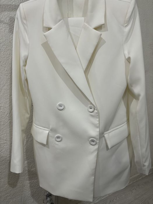 Двойка пиджак брюки классика