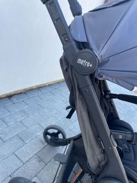 Лятна количка Ergobaby Metro+