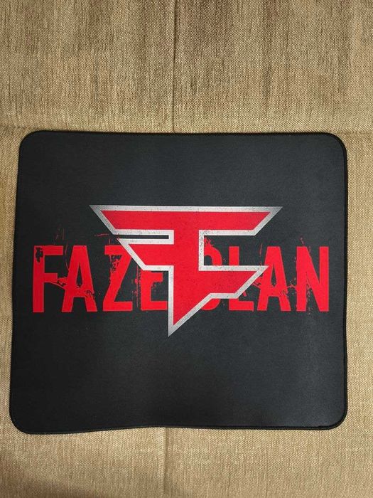 Игровой коврик Faze