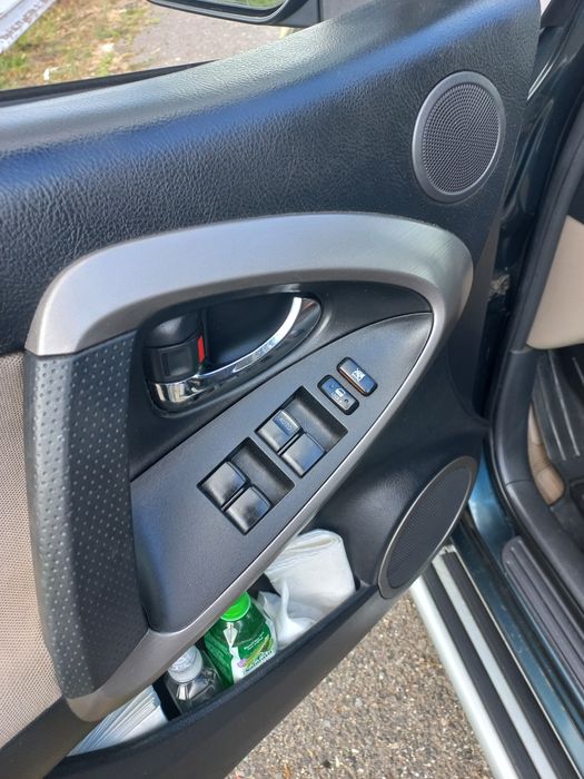 Toiota rav 4 2007 22