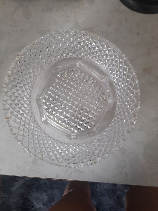 Продам  салатницы