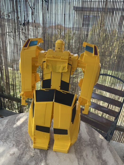 transformers bumblebee second hand si noi de vanzare • Anunturi
