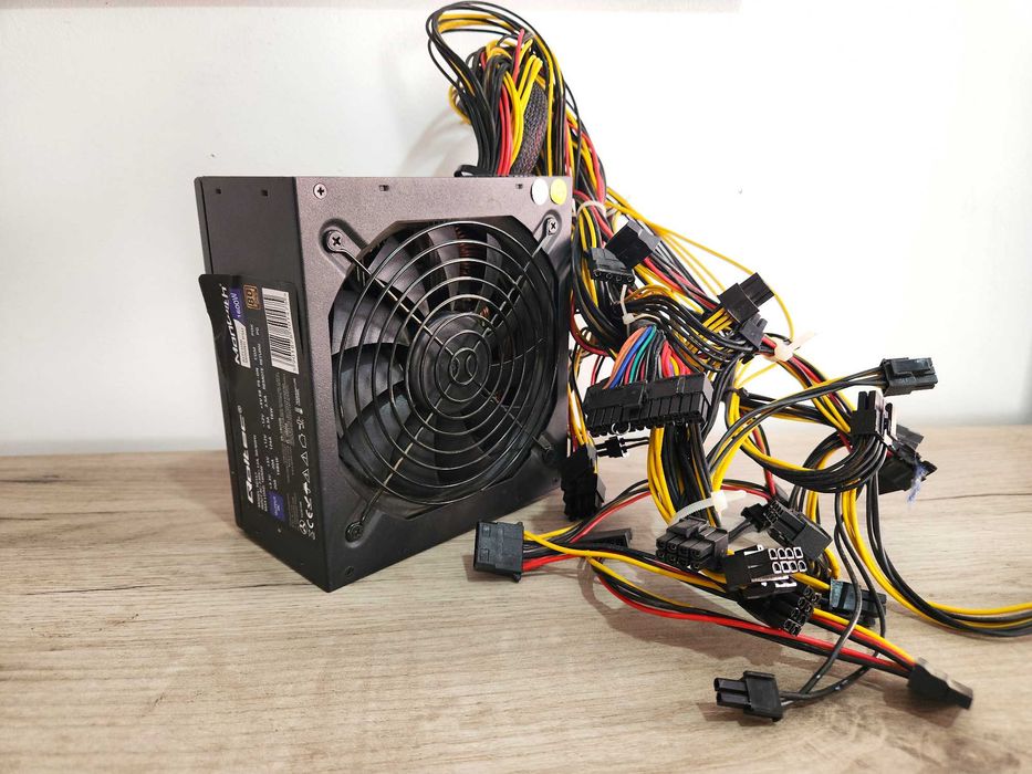 SURSA ATX | Qoltec 1600W 80+ GOLD | Stare perfecta