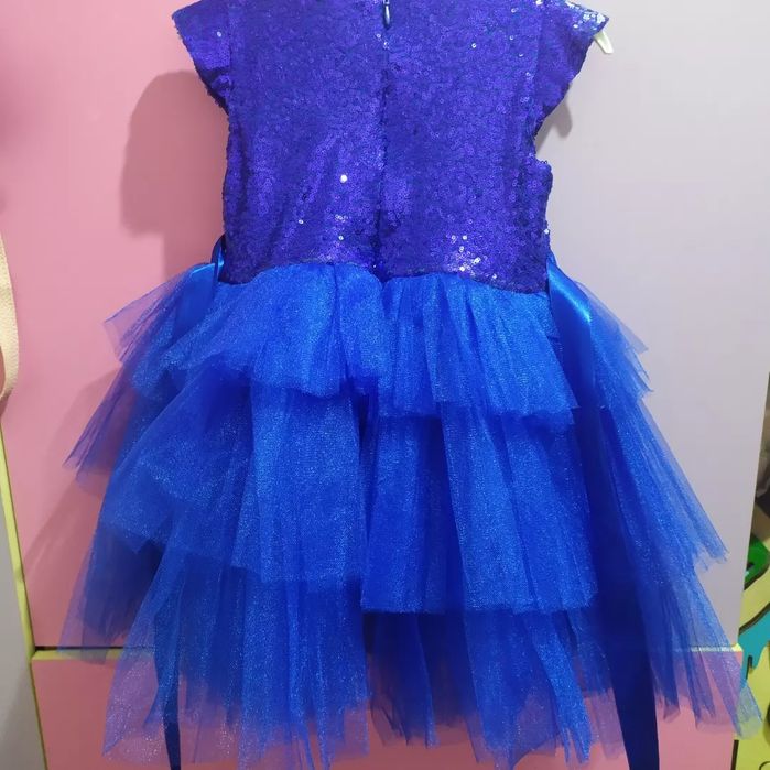 #1. Платье снегурочка. #2. Платье принцессы.