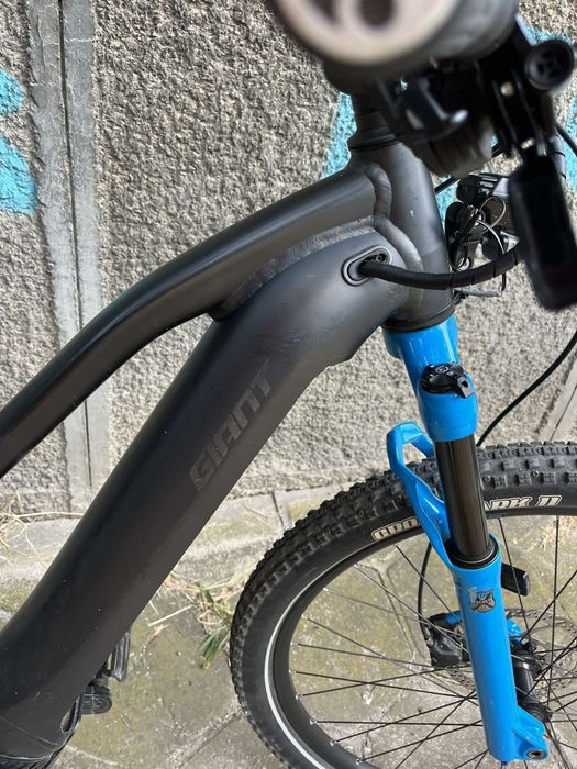 Електрически велосипед  GIANT  27.5 цола