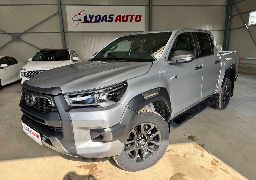 Toyota Hilux 2.8/204CP / Finantare / Garantie 9 ani / Invincible