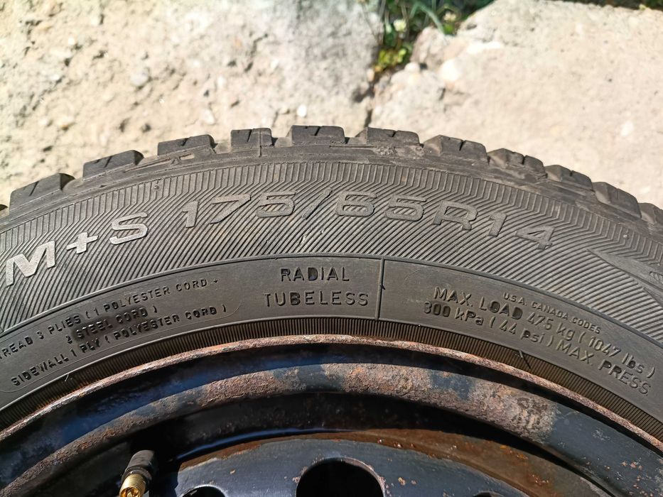 Jantă tabla R14 cu anvelopă allseazon  Goodyear UltraGrip 175/65 R14 / Roată de rezervă