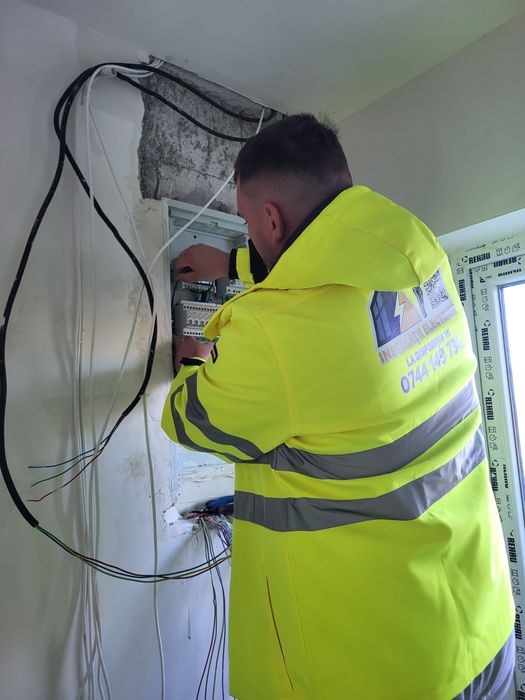 Firma  Autorizata ANRE in tot judetul Suceava și in imprejurimi !!!