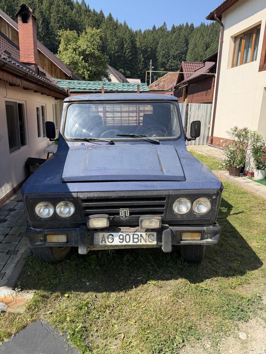 Vand Camioneta Aro 320
