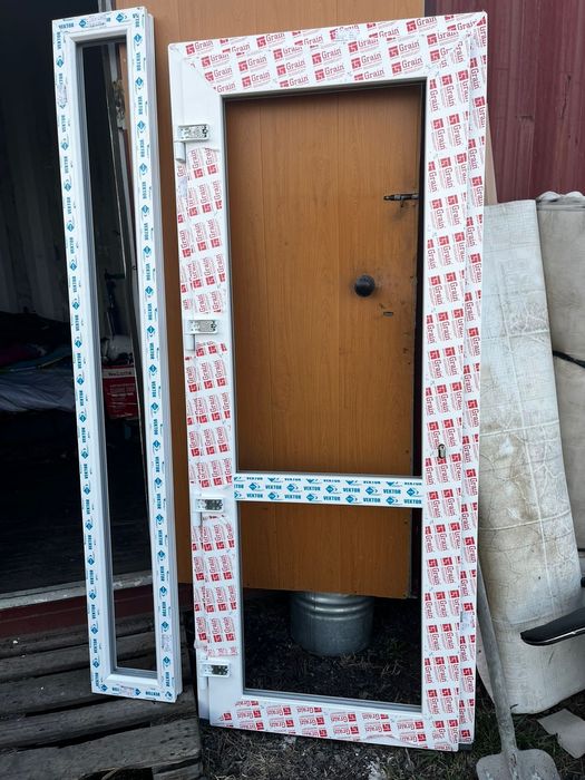 Дверь пластиковая