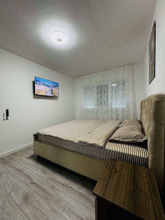 Apartament 3 dormitoare decomandat, 72,5 mp, balcon închis 5 mp + boxă subsol , Cart Manastur