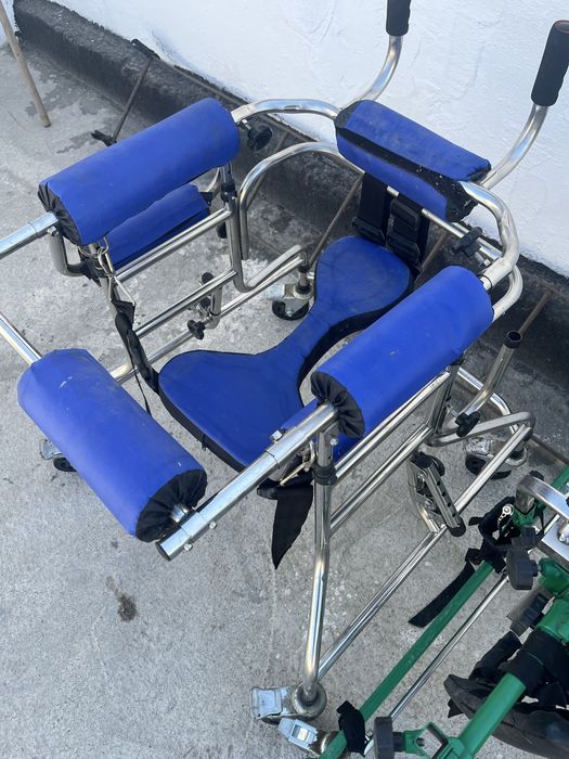 Продам ходунки для Дцп