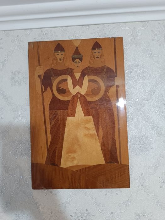 Продам деревянную картину