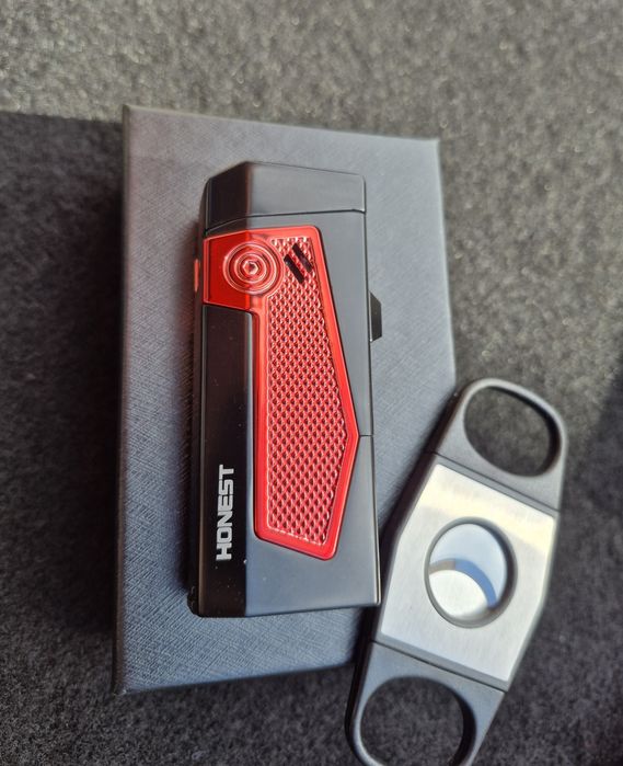 Луксозна запалка за пури HONEST с подарък резачка,три цвята