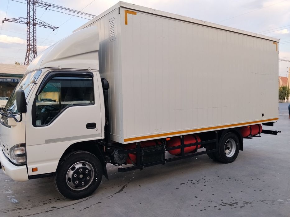 Isuzu nqr71  2017