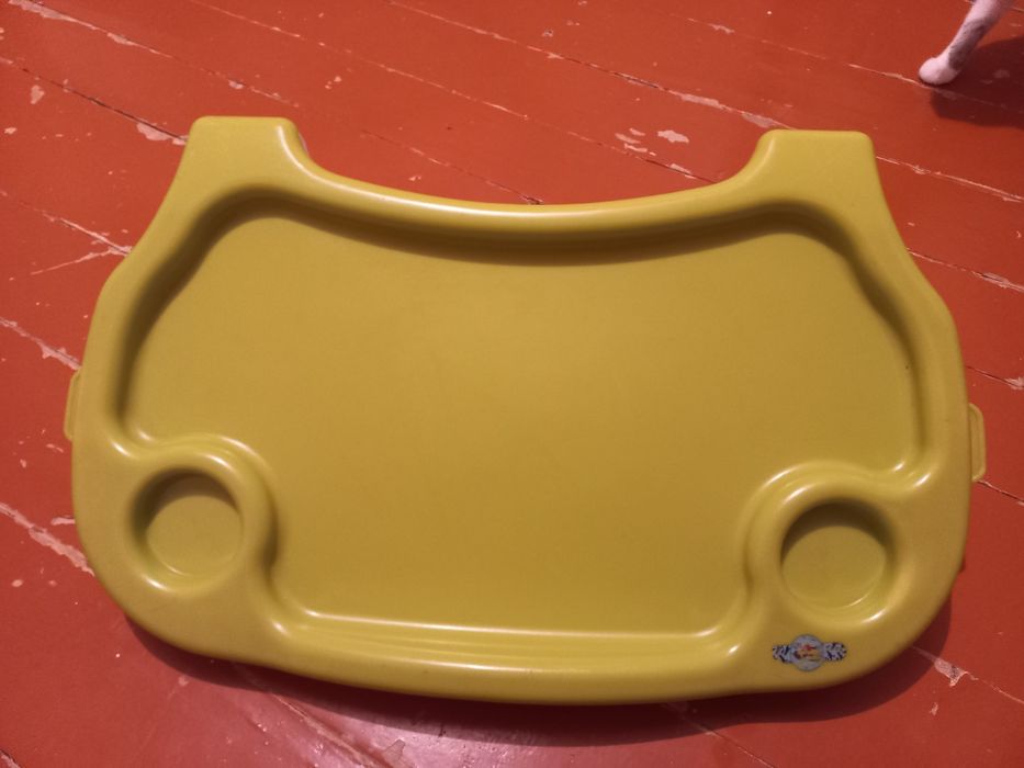 Детский стол для кормления