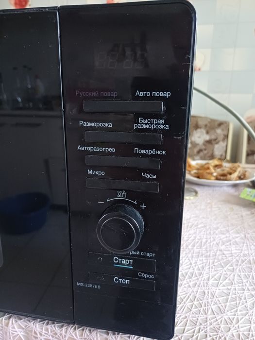 Микроволновая печ LG