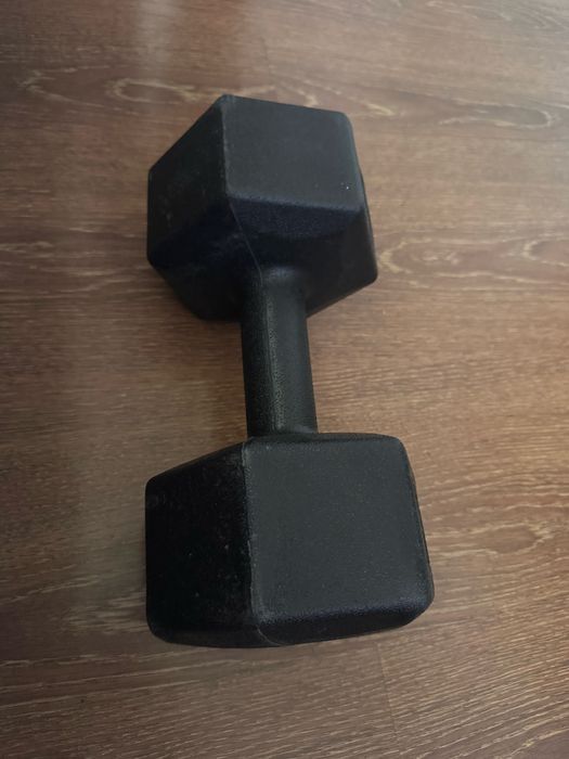 Гантели.              .